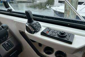 2015 Tiara Yachts C44 Coupe thumbnail 14