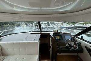 2015 Tiara Yachts C44 Coupe thumbnail 12