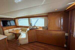 2004 Viking 56 Convertible thumbnail 16