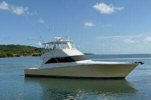 2004 Viking 56 Convertible thumbnail 2
