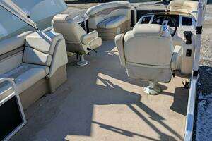 2014 Bennington 21 SLX thumbnail 15