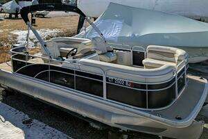 2014 Bennington 21 SLX thumbnail 1