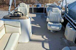 2014 Bennington 21 SLX thumbnail 18