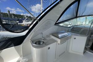 33ft Sea Ray Yacht For Sale