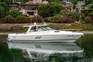 Pandemic 2010 Intrepid 430 Sport Yacht Yacht For Sale in San Diego CA