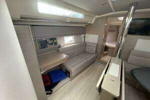 2021 Hanse 418 thumbnail 12