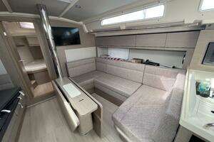 2021 Hanse 418 thumbnail 11