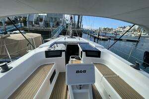 2021 Hanse 418 thumbnail 6