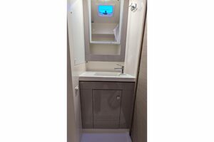 2020-fountaine-pajot-saona-47-sail-9695798-20250919105350677-4.jpg