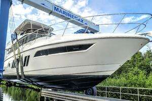 2018 Sea Ray L650 Fly thumbnail 3