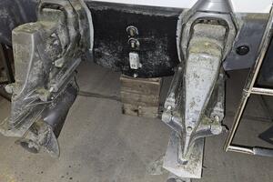 1998 Chris-Craft 320 Express Cruiser thumbnail 31
