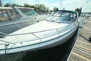 32ft Chris Craft Yacht For Sale