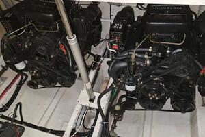 32ft Chris Craft Yacht For Sale