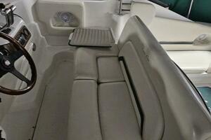1998 Chris-Craft 320 Express Cruiser thumbnail 15