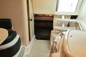 32ft Chris Craft Yacht For Sale