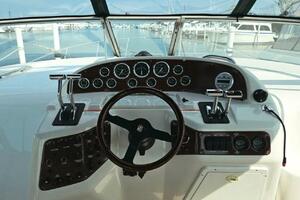 32ft Chris Craft Yacht For Sale
