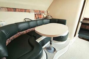 32ft Chris Craft Yacht For Sale