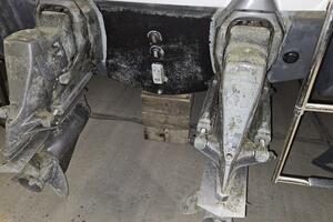 1998 Chris-Craft 320 Express Cruiser thumbnail 30