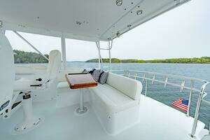 2019 Lowell Flybridge thumbnail 20