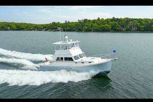 2019 Lowell Flybridge thumbnail 1