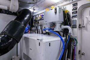 2009 Pacific Mariner thumbnail 64
