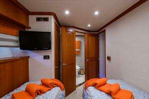 2009 Pacific Mariner thumbnail 33