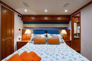 2009 Pacific Mariner thumbnail 39