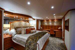 2009 Pacific Mariner thumbnail 42