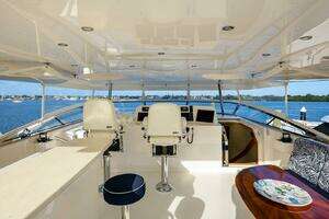 2009 Pacific Mariner thumbnail 12