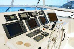 2009 Pacific Mariner thumbnail 11
