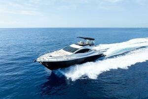 LIQUID ASSET Worth Avenue Yachts