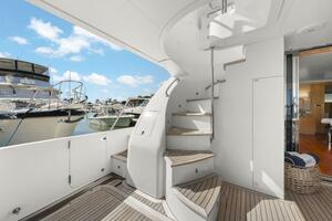 2013 Horizon PC60 - Stairs to Aft Deck
