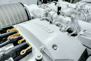 2014 Ferretti Yachts 870 thumbnail 31