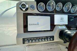 2013 Sea Ray 370 Venture thumbnail 7