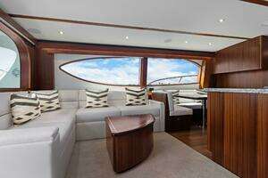 2016 Hatteras GT63 thumbnail 70
