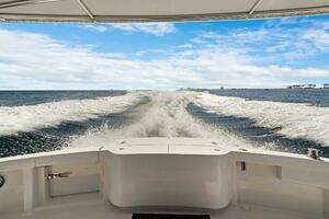 2016 Hatteras GT63 thumbnail 22