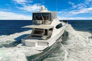 2016 Hatteras GT63 thumbnail 30