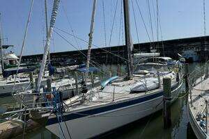 Arielle 2000 Hallberg-Rassy 53 Yacht For Sale in Galveston TX