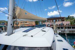 2020 Fountaine Pajot thumbnail 3