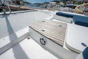 2020 Fountaine Pajot thumbnail 5