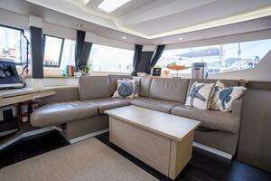 2020 Fountaine Pajot thumbnail 40
