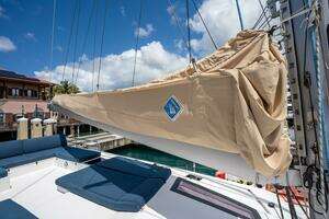 2020 Fountaine Pajot thumbnail 24
