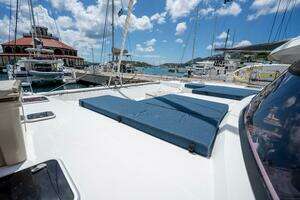 2020 Fountaine Pajot thumbnail 6