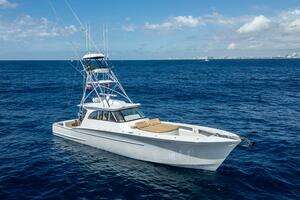 DROP OUT 2014 Blackwell Boatworks Custom Walkaround Sportfisherman Yacht For Sale in Fort Lauderdale FL