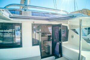 2015 Leopard thumbnail 55