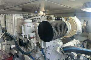 2006 Henriques 42 Convertible thumbnail 24