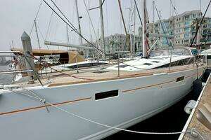 Dynemite II 2018 Beneteau Sense 51 Yacht For Sale in Marina del Rey CA