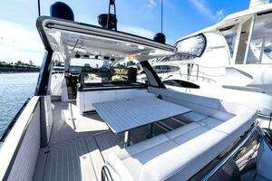 47ft Azimut Yacht For Sale