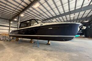 46ft MJM Yacht For Sale