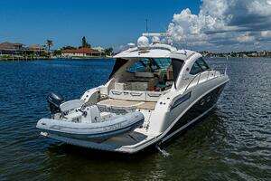  2014 Sea Ray 470 Sundancer Yacht For Sale in Marco Island FL